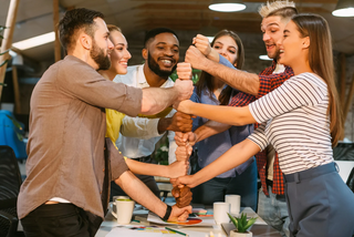 Why Team-Building Activities Are More Important Than Ever in 2025